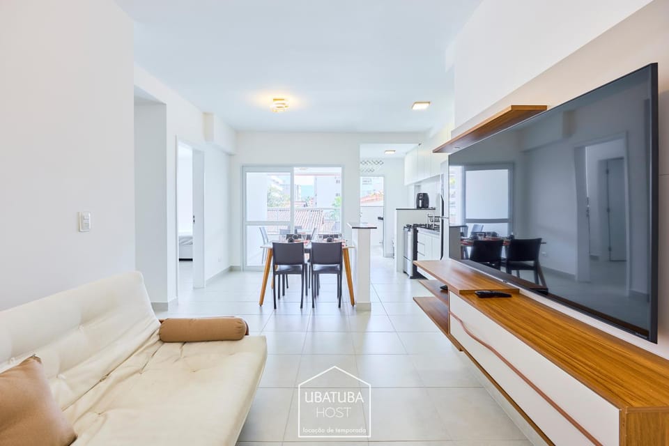 TV and multimedia, Living room, Seating area, Dining area, Evening entertainment