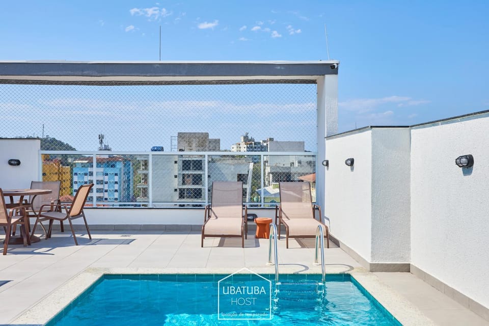 Property building, Day, View (from property/room), Balcony/Terrace, Pool view, Swimming pool, sunbed