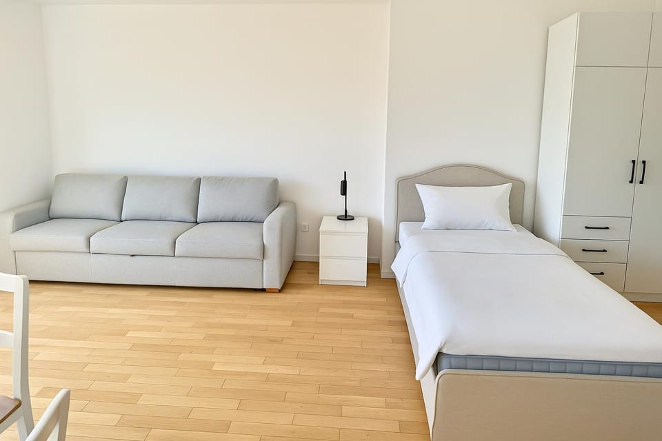 Stylish Apartment with Balcony near Vienna Apartment in Hungary