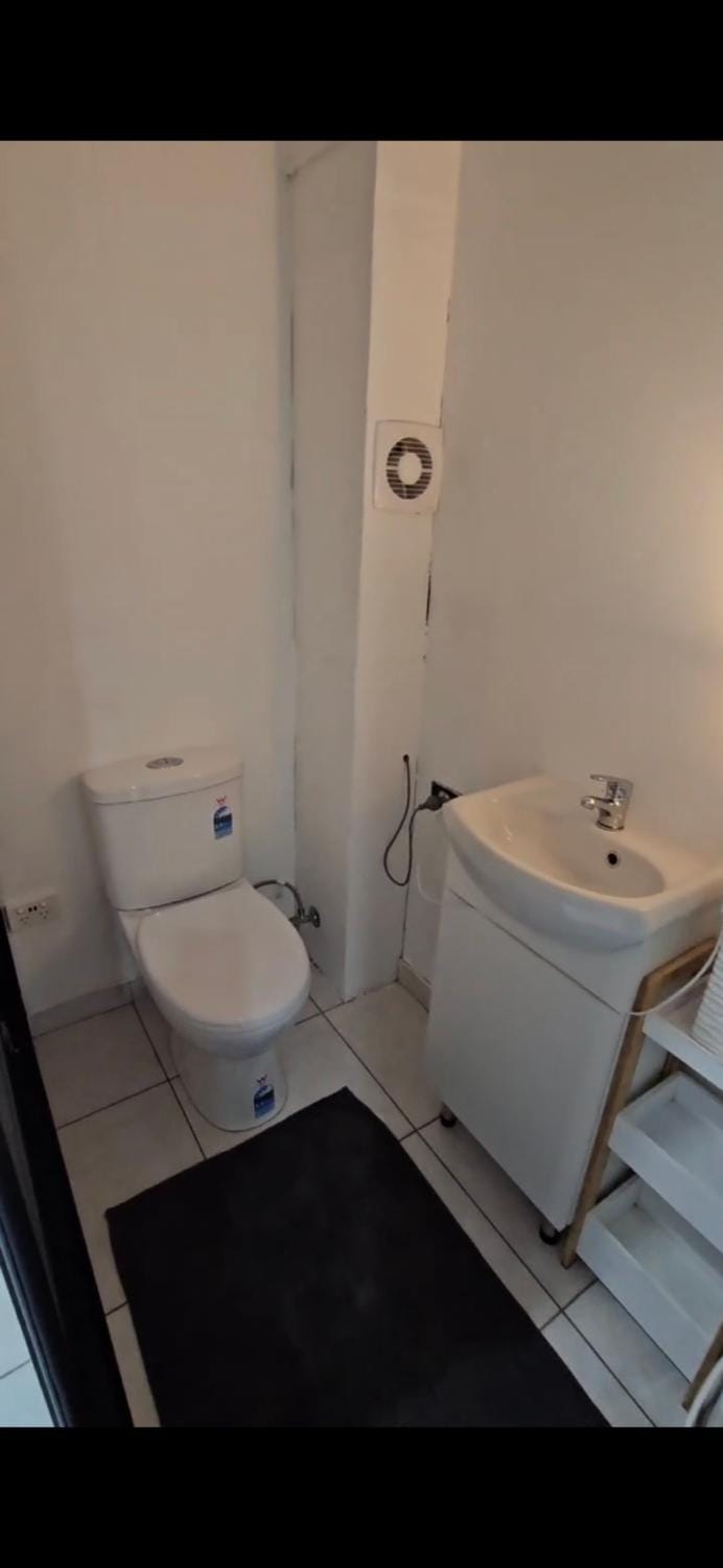 Rest and Rome Bed and Breakfast in Merrylands