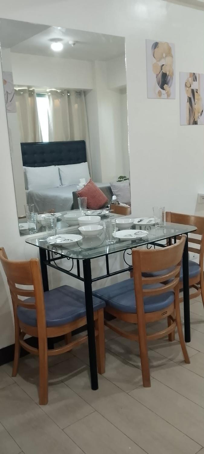 Affordable Staycation Near NAIA 1,2,3,4 Apartment hotel in Pasay