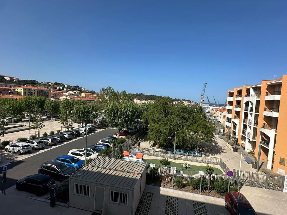Studio ravissant vue port - 3 pers. - FR-1-309-578 Apartment in Port-Vendres