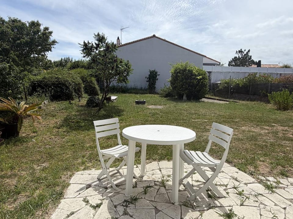 Appartement charmant, animaux OK - 3 pers. - FR-1-738-55 Apartment in Nouvelle-Aquitaine