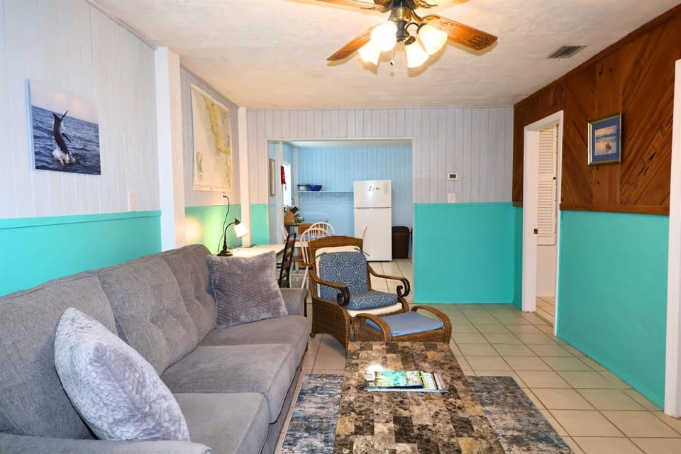 Budget Friendly Apartment with Ample Boat Parking! Apartment in Cedar Key