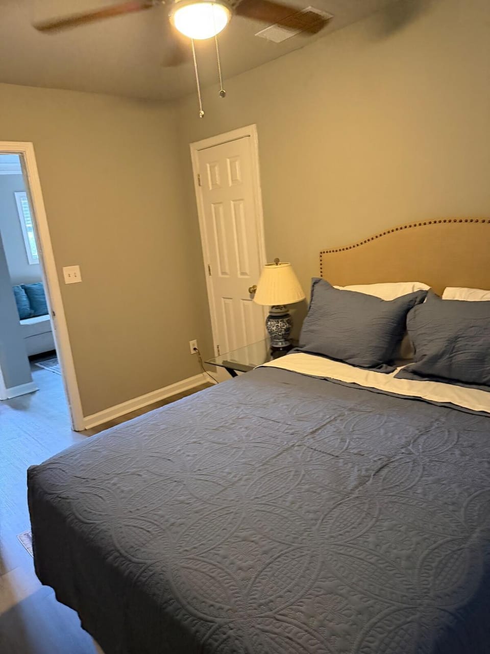 Free Parking! Cozy Stadium Retreat Apartment in Atlanta
