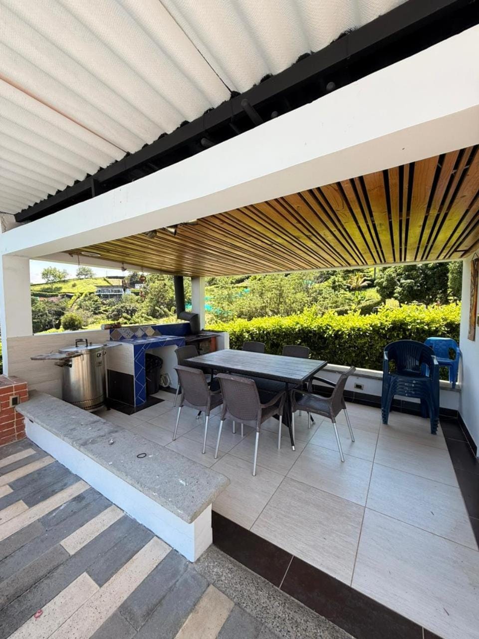 Balcony/Terrace, Seating area, Dining area, Garden view