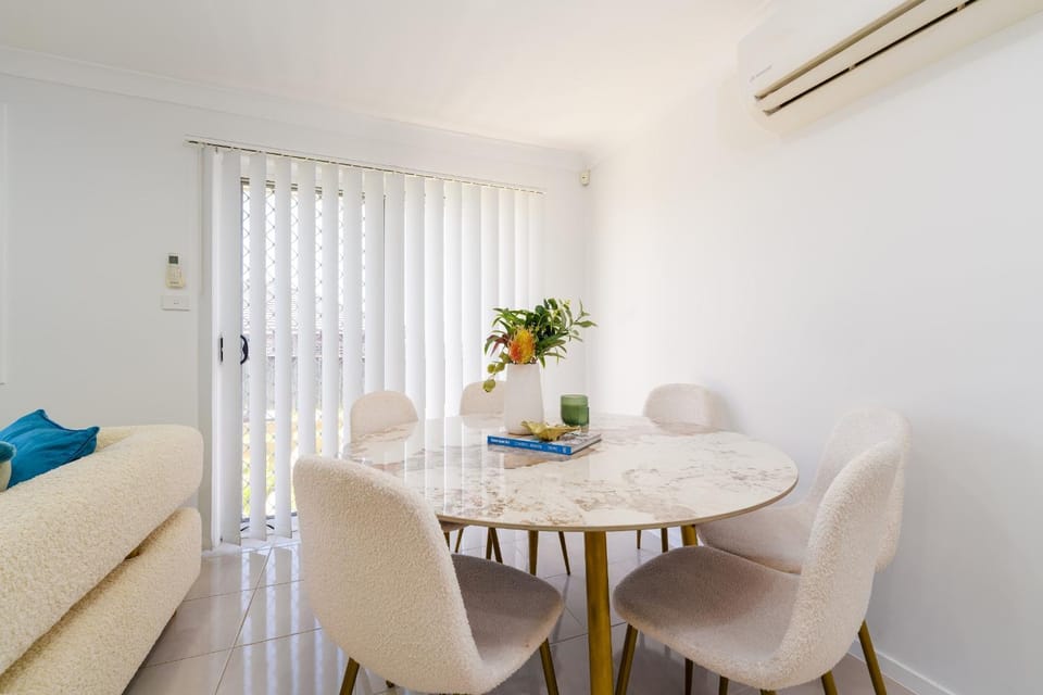 Dining area, air conditioner