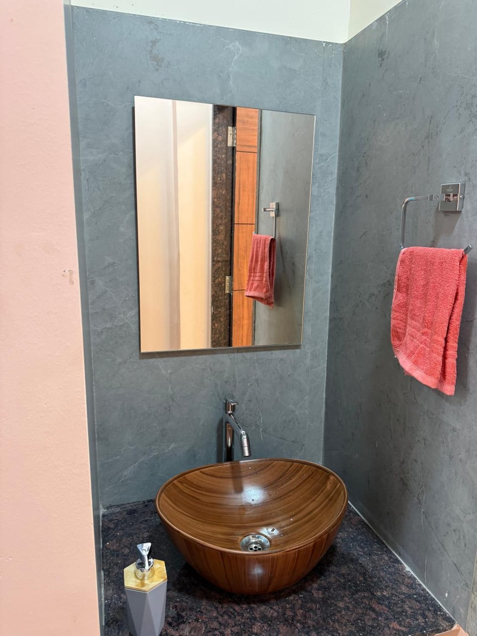 Shreya Delux Homestay Apartment in Maharashtra