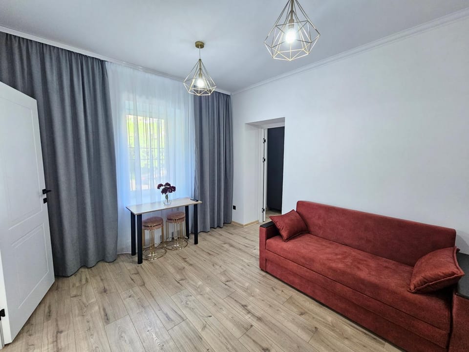 Central Park Studio Apartment in Chișinău