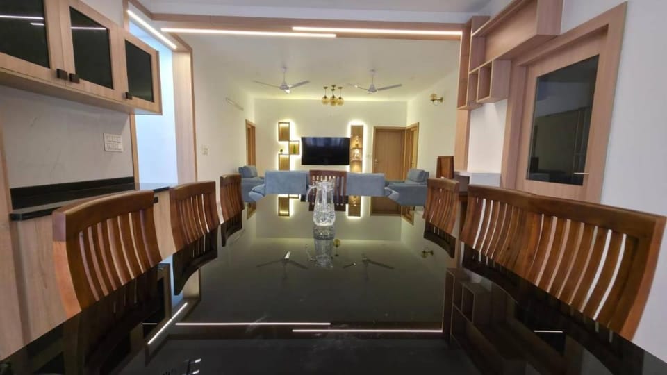 Science House Lux Inn Apartment in Kochi