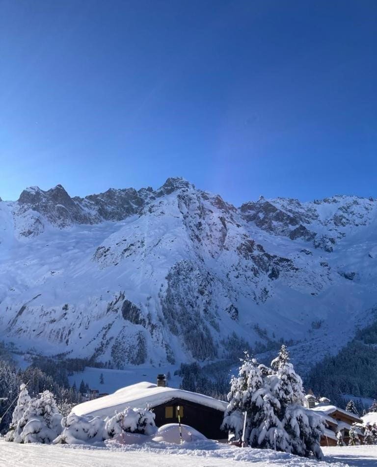 La Combe Verte Chalet Chalet in Aosta Valley, Italy