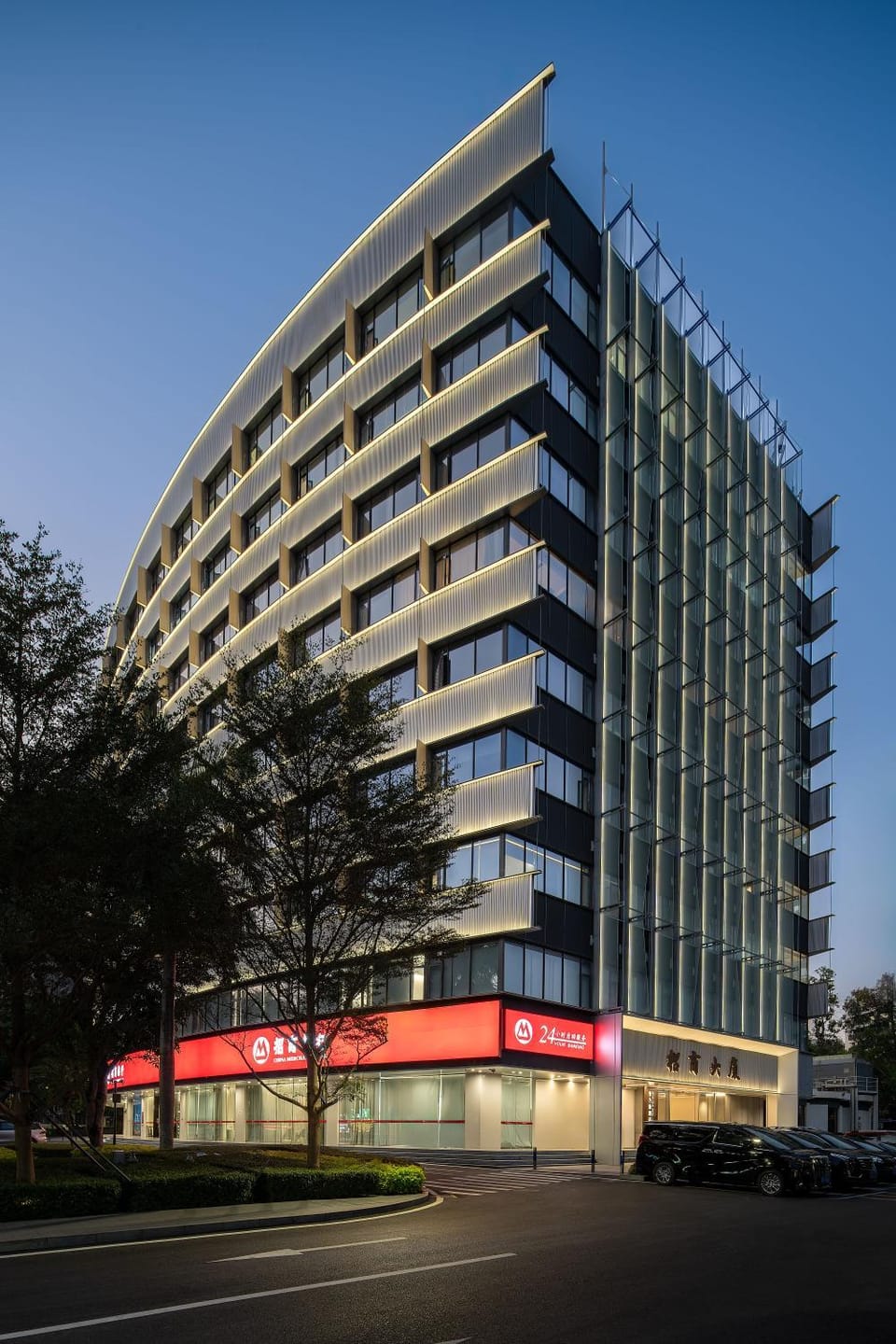 Property building, Day