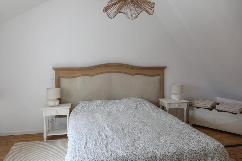Cottage Rénové avec Terrasse privée Nature et détente House in Hauts-de-France