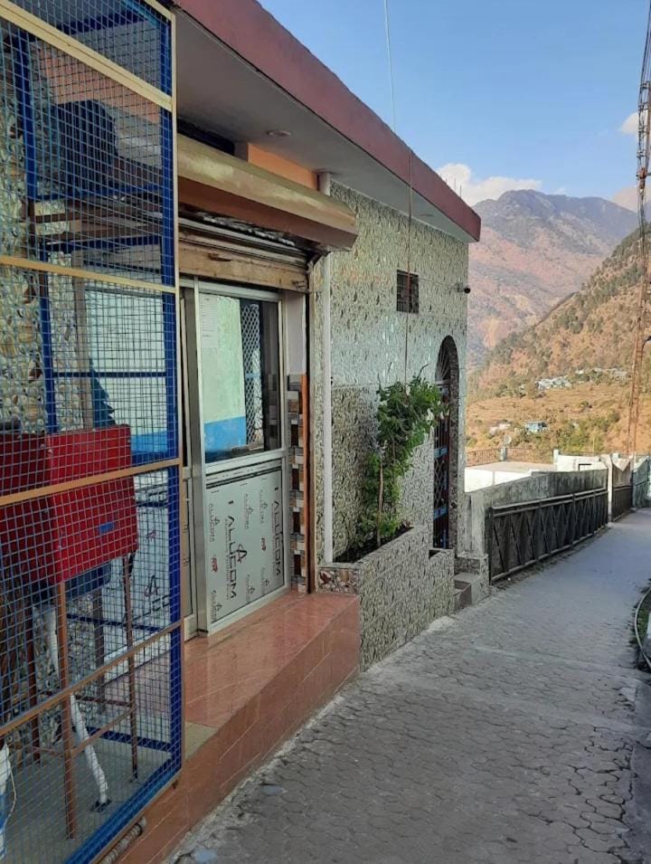 Chaukhamba homestay Vacation rental in Uttarakhand