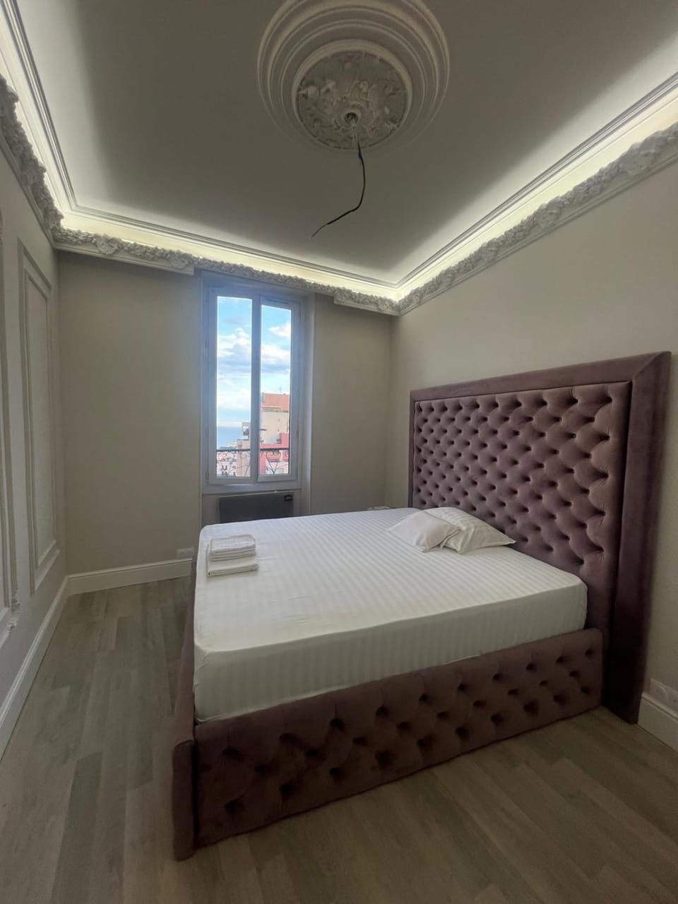 The Orchid Apartment in Avenue du Carnier