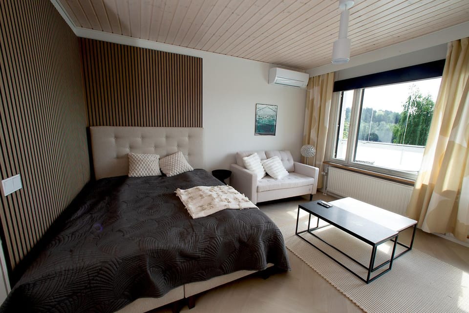 Olavinlinna Design Suite - Renovated, AC, Wifi Apartment in Finland
