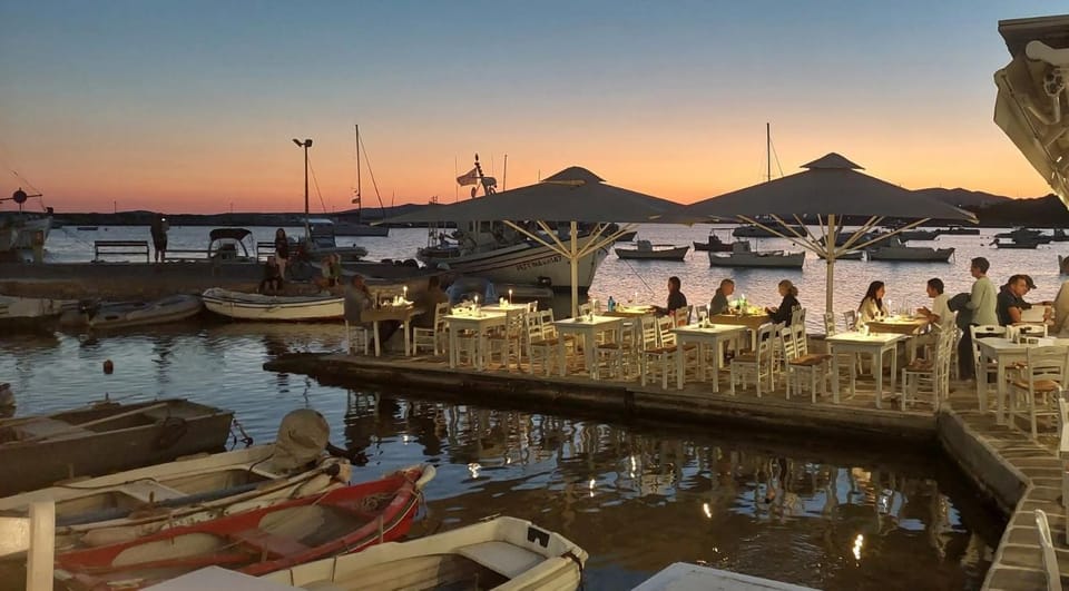 Restaurant/places to eat, Beach, Location, Sunset