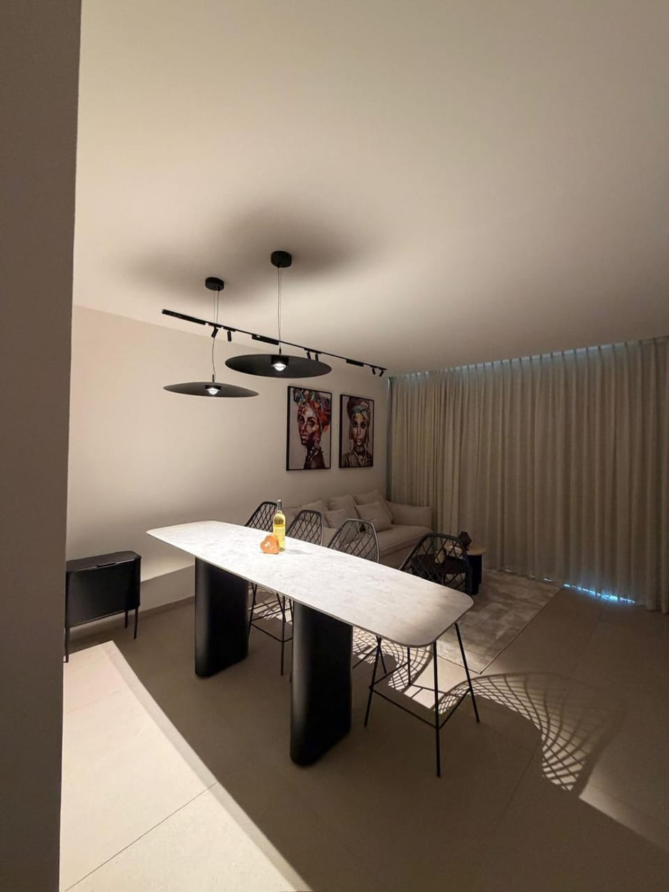 Living room, Dining area