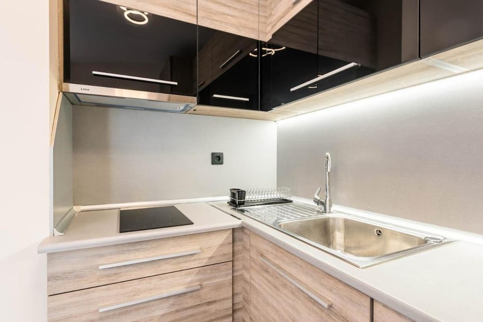 Kitchen or kitchenette, stove, kitchen