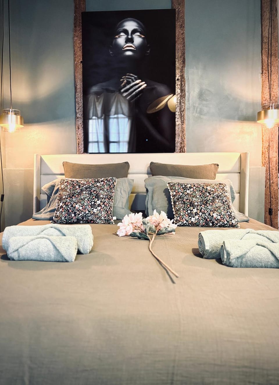 Bed, Bedroom