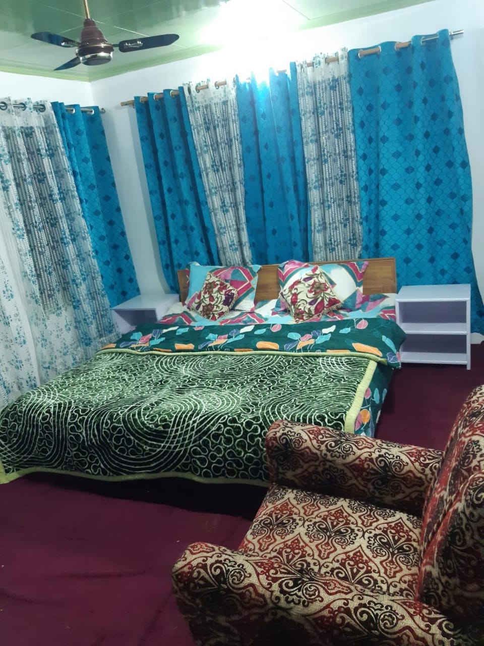 Rose Bowl Guest House, Srinagar Dal Lake Vacation rental in India