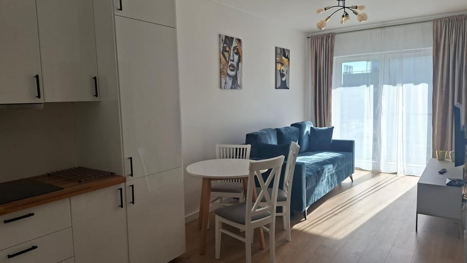 Apartament Poezji Premium prywatne miejsce parkingowe balkon Apartment in Poland