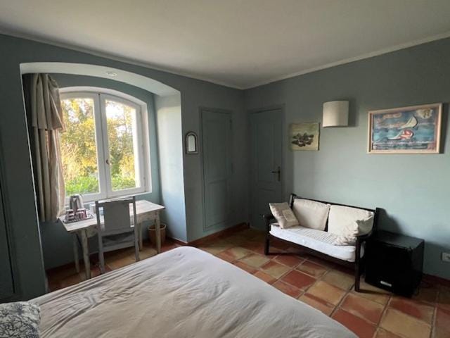 Bathroom, Photo of the whole room, Seating area