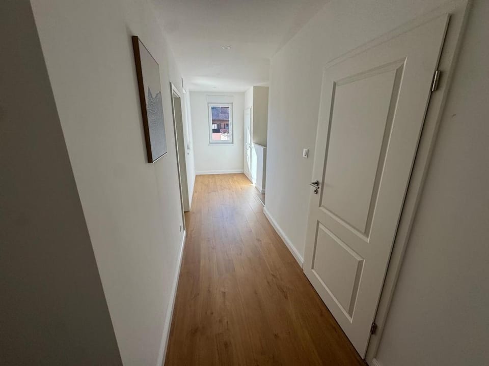 Modern 3-Bedroom House - Terrace - Parking House in Colmar