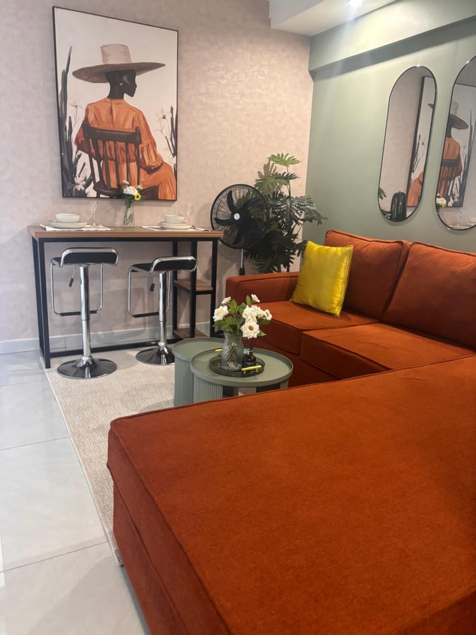 Living room, Seating area