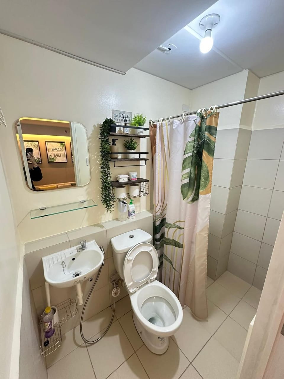 SM Bicutan Staycation by Urban Suite Apartment in Las Pinas