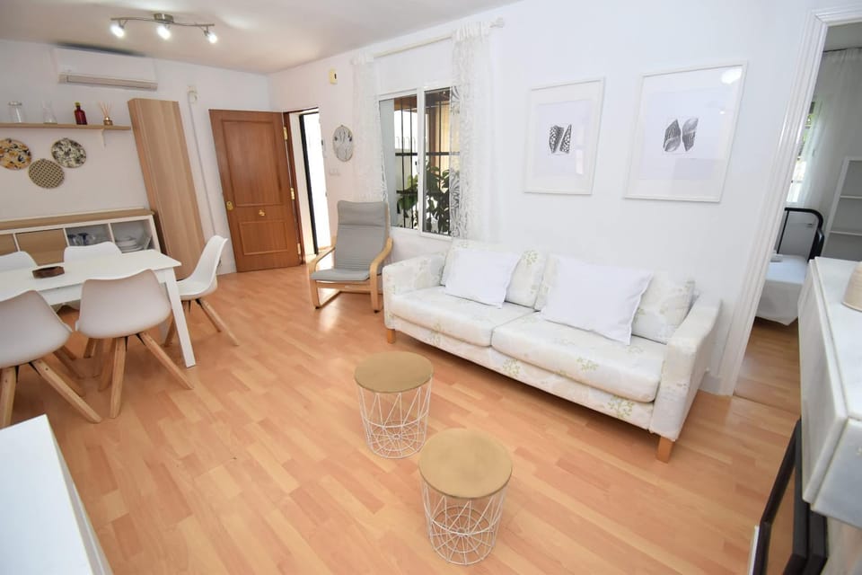 Two Villas with Private Pool by Beach House in Fuengirola