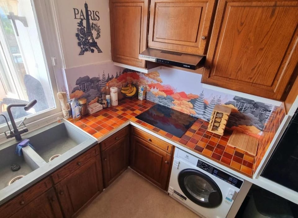 Chambre à clés Paris au pied du RER A Vacation rental in Sartrouville
