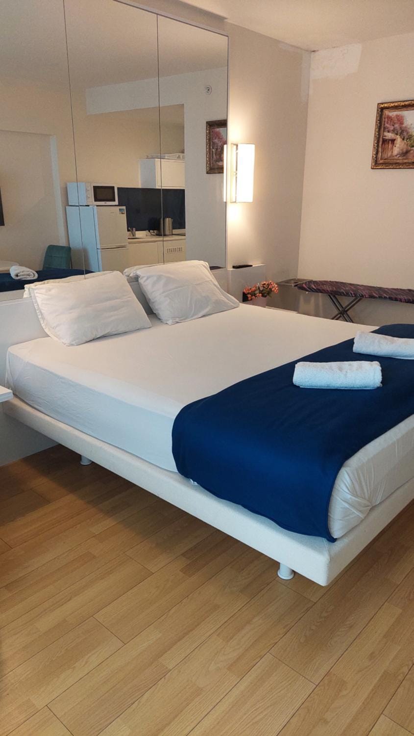 Orbis Sea View Deluxe Apartment in Batumi