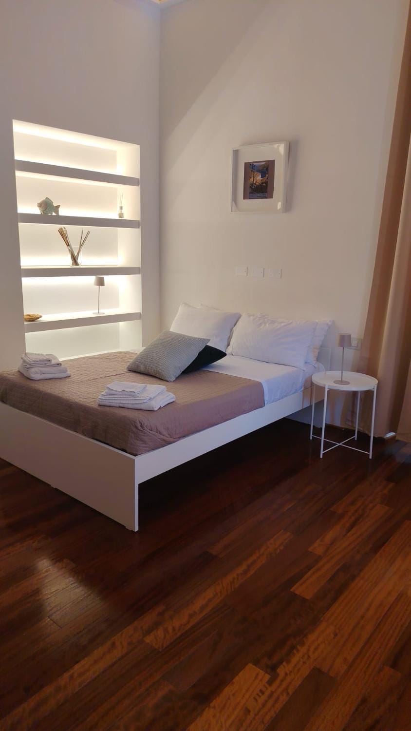 Guest House Mercato City Center Bed and Breakfast in La Spezia