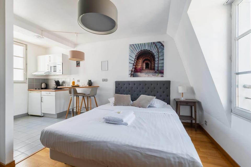 503 - Charmant studio dans un immeuble Paris 5 Apartment in Paris