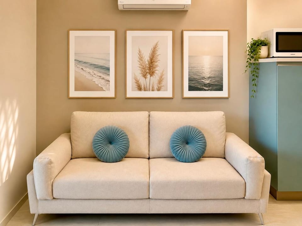 Living room, Lounge or bar