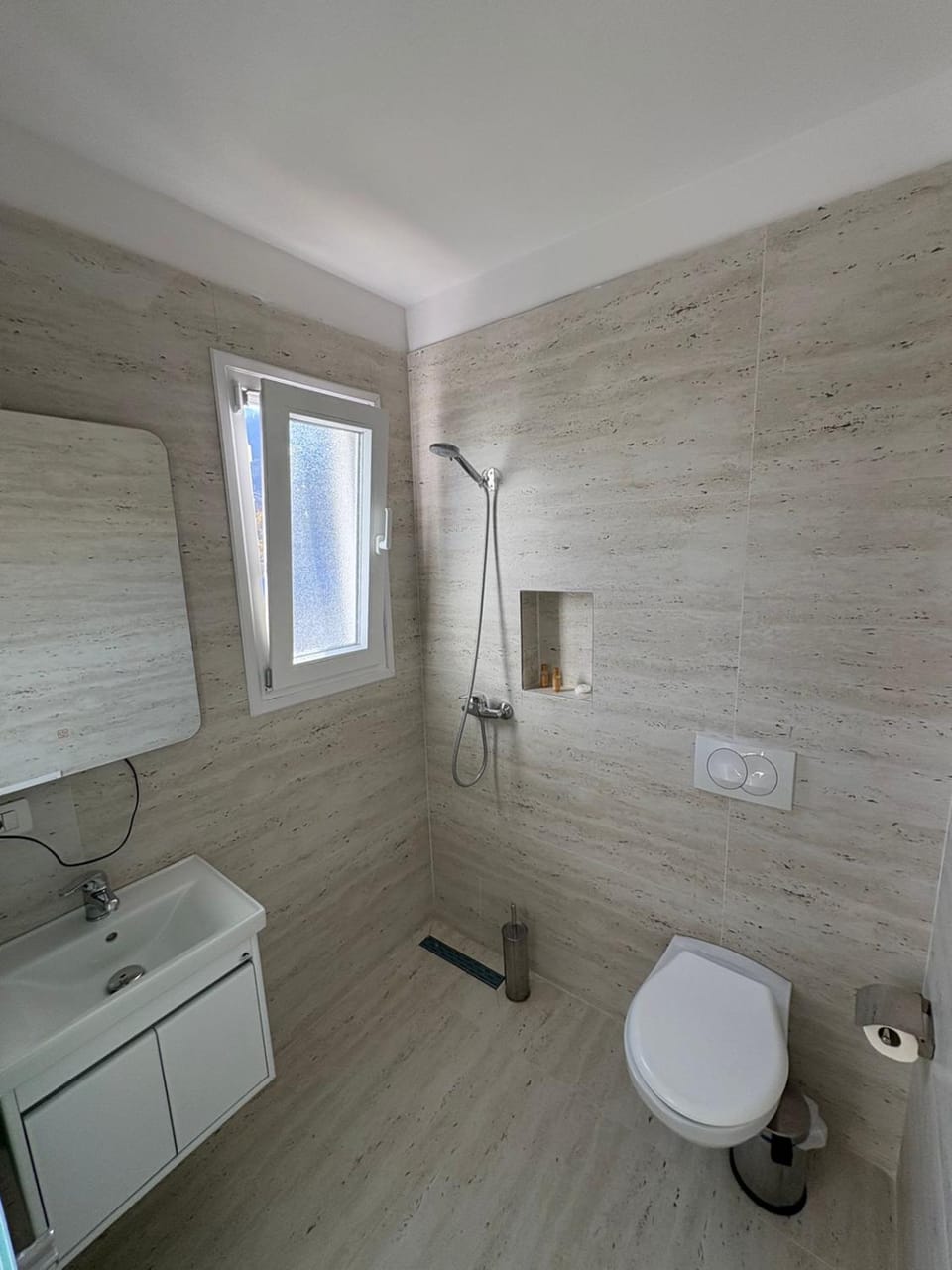 Hotel SKURA , Librazhd Hotel in North Macedonia