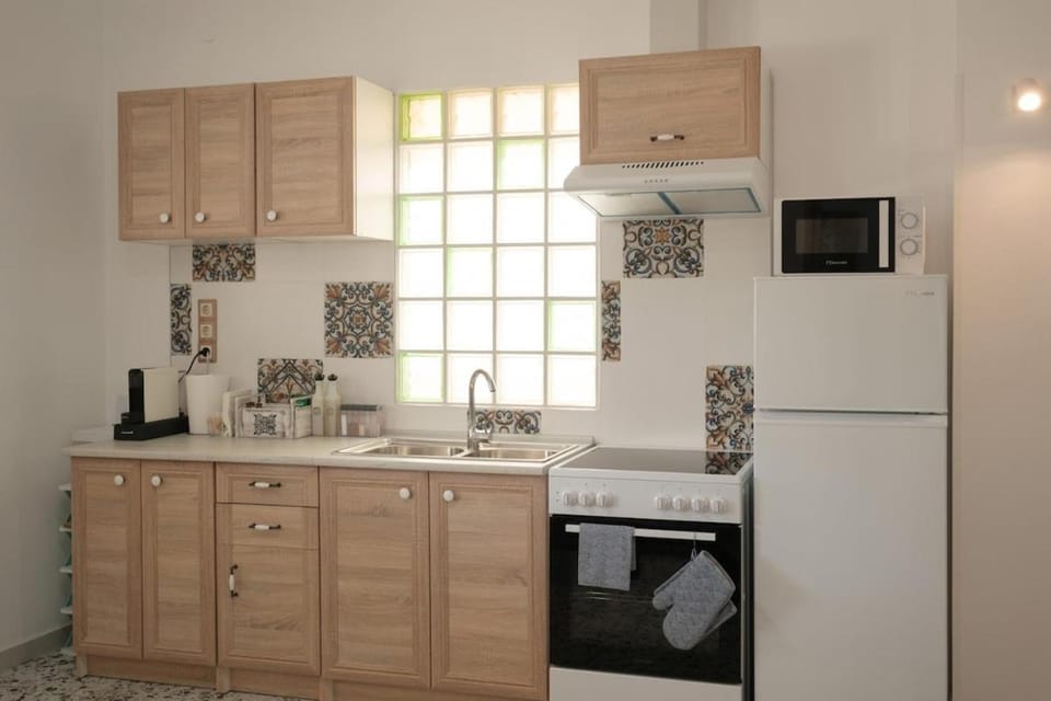 Lefka Apartment - Ground Floor Apartment in Corfu, Greece
