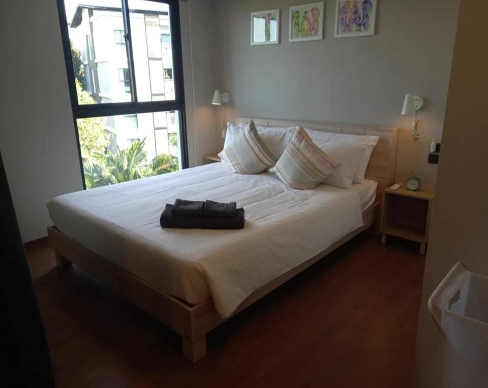 Rawai beach condo The Title V - walk to everything Apartment in Rawai