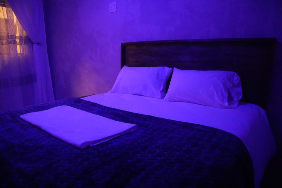 Jozi Corner Rooms & GuestHouse Bed and Breakfast in Johannesburg