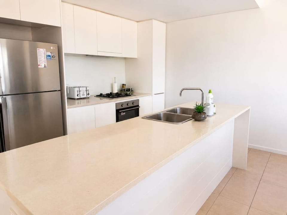 The Tropical Waterfront Apartment in Darwin