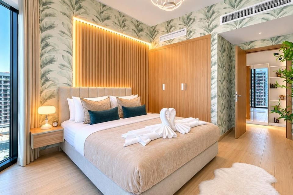 Luxury 1BR Balcony Pool View Riviera Top Floor by Maxx Value Homes Apartment in Dubai