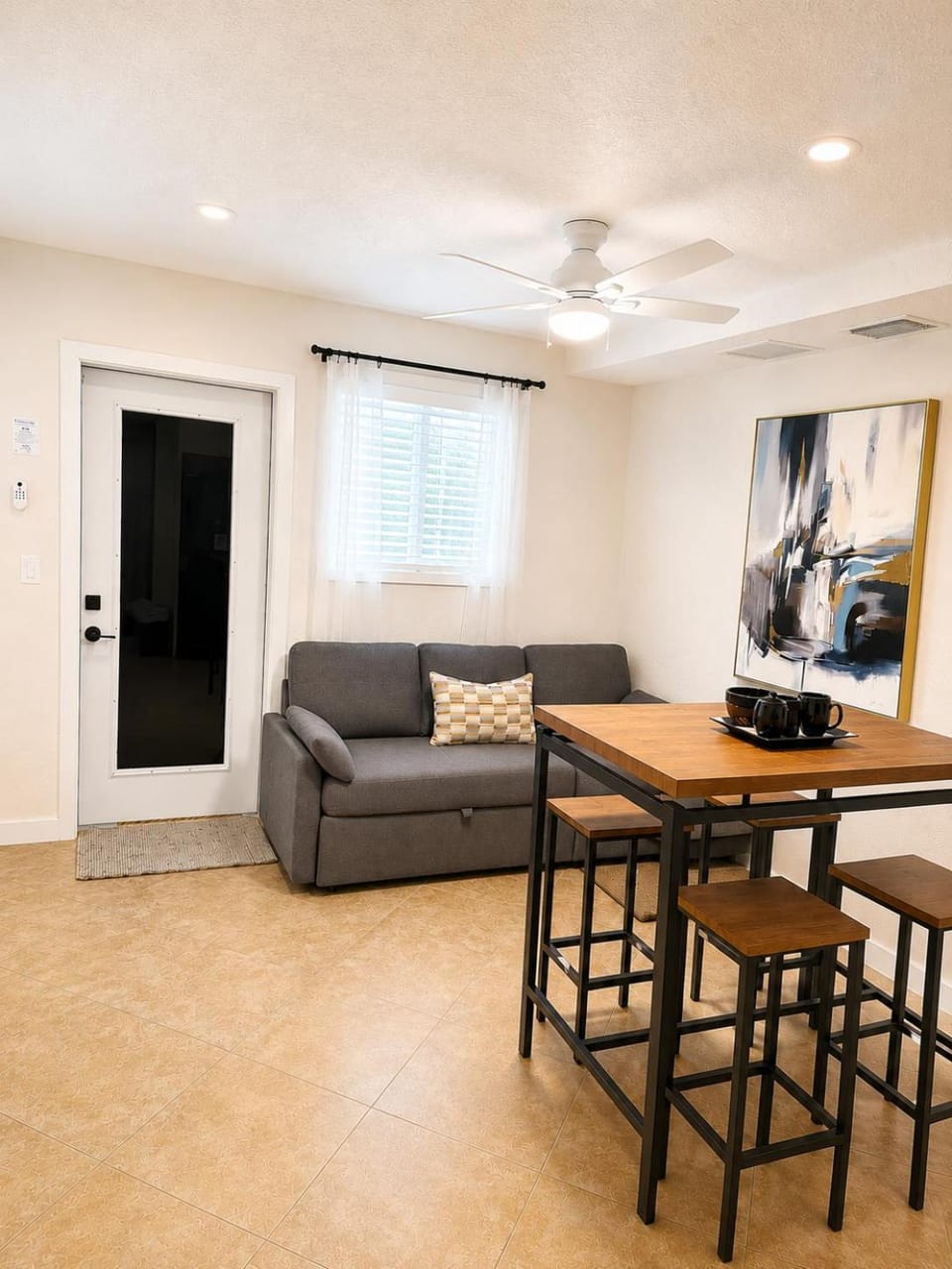 Living room, Seating area, Dining area