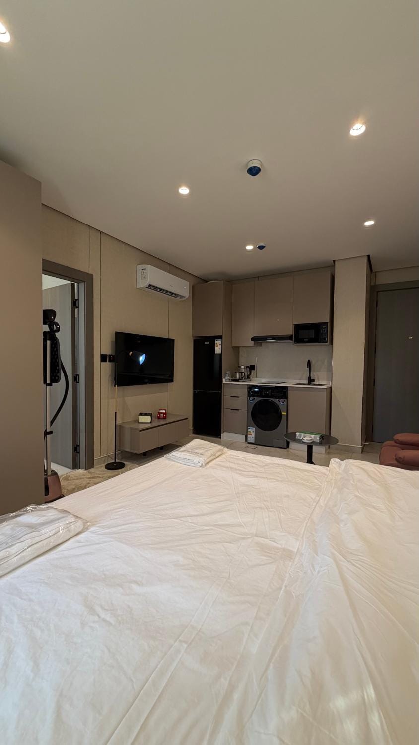 307s tara-JRE 2bedroom at Jabal Al Lweibdeh Apartment in Africa