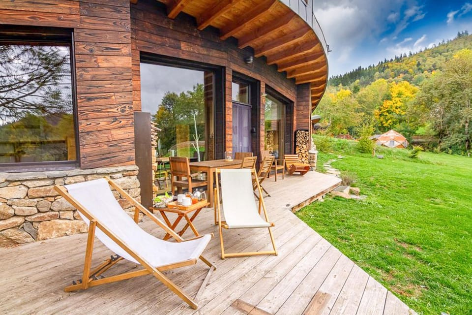 Ecolodges Bulles d'herbe - Spa privatif Nature lodge in Auvergne-Rhône-Alpes