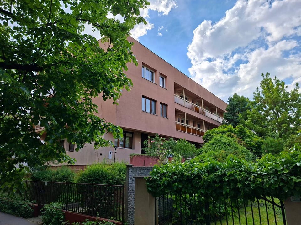Property building, Spring