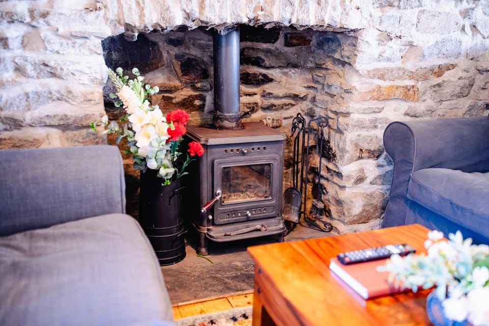Living room, Seating area, flat iron