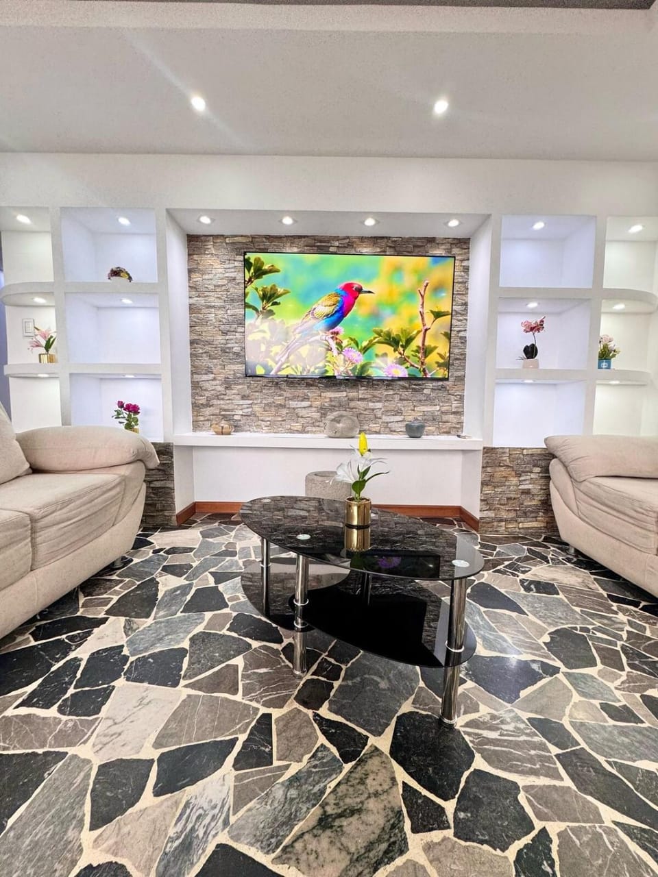 Luxury & Location, Beautiful & Spacious Apt in Altamira 2 Apartment in Caracas