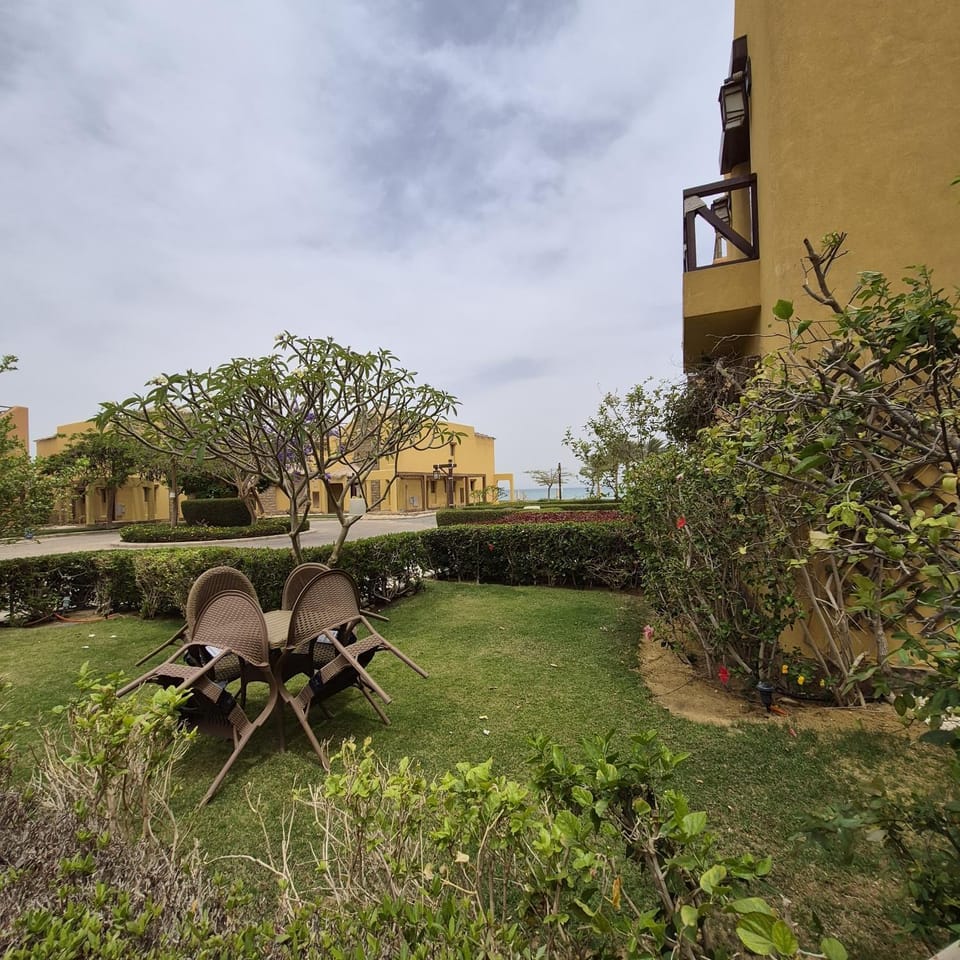 Garden, Balcony/Terrace