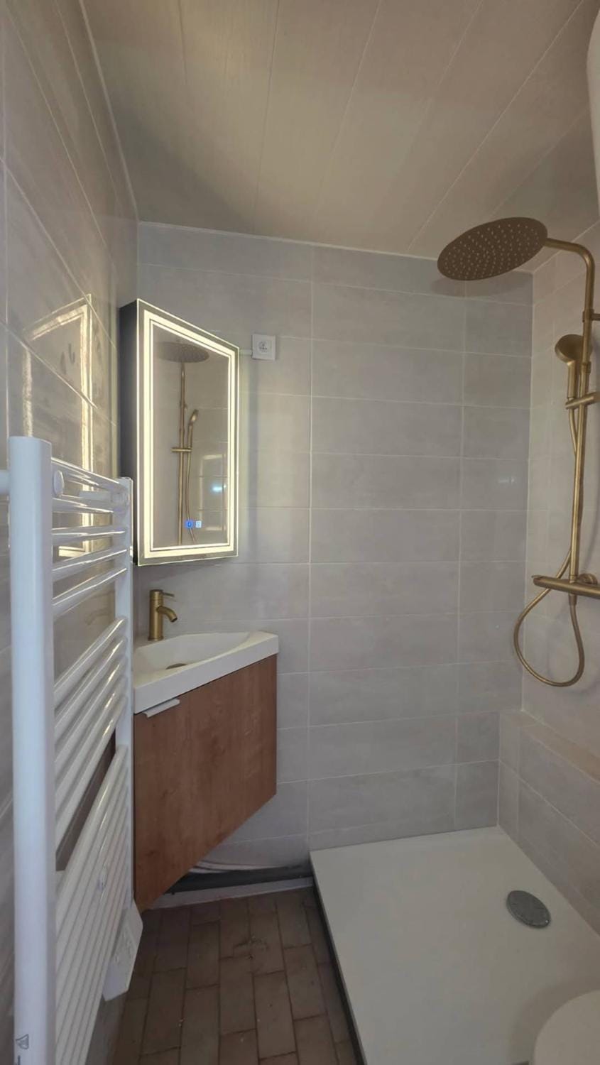 692 Studio 2 pers Port Soleil CAP d'AGDE piscine Apartment in Agde